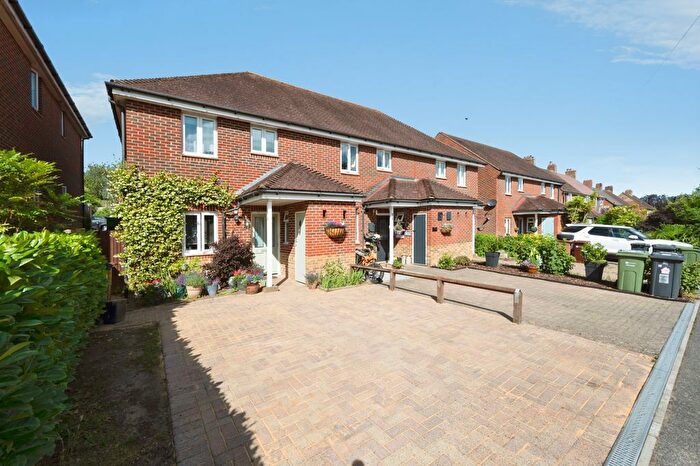 2 Bedroom Detached House For Sale In Norwood Close, Effingham, Leatherhead, Surrey, KT24