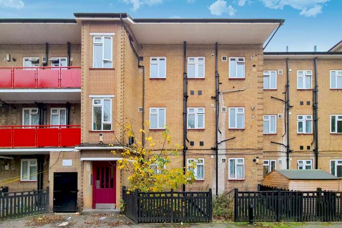 2 Bedroom Flat To Rent In Arica Road, Brockley, London, SE4