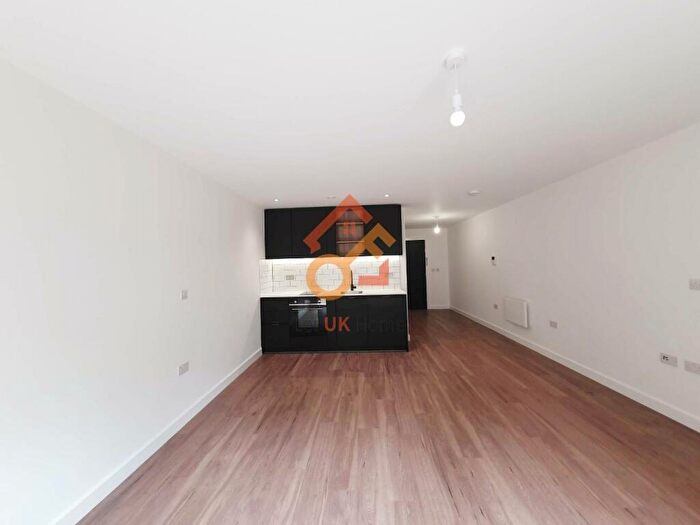 Studio To Rent In Fermont House Beaufort Square London, NW9