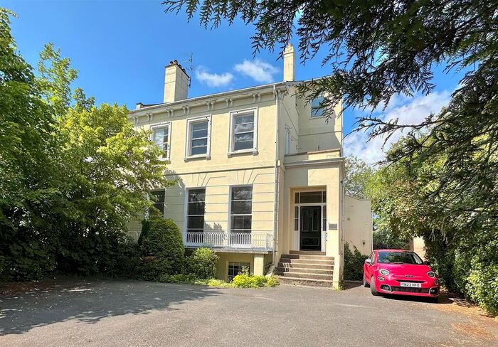 1 Bedroom Flat To Rent In Lansdown, Cheltenham, GL51