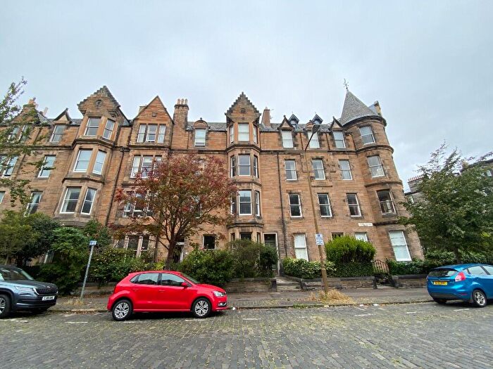 4 Bedroom Flat To Rent In Warrender Park Road, Marchmont, Edinburgh, EH9