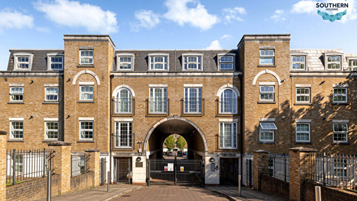 1 Bedroom Flat For Sale In Addiscombe Road, Croydon, CR0