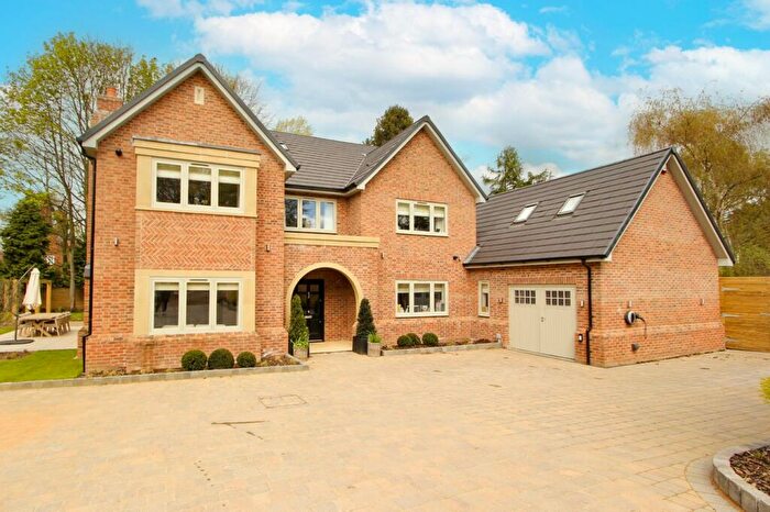 6 Bedroom Detached House For Sale In Whin Hill Road, Bessacarr, Doncaster, DN4