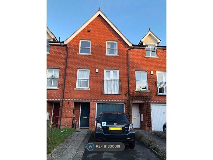 4 Bedroom Terraced House To Rent In Lamarsh Road, Oxford, OX2
