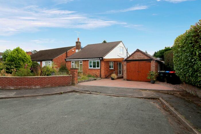 3 Bedroom Detached Bungalow To Rent In Brookside, Great Boughton, Chester, CH3