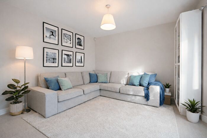 3 Bedroom Terraced House To Rent In Danby Street, BS16