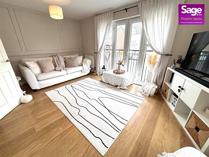 3 Bedroom Terraced House For Sale In Stonebridge Park, Croesyceiliog, Cwmbran, NP44