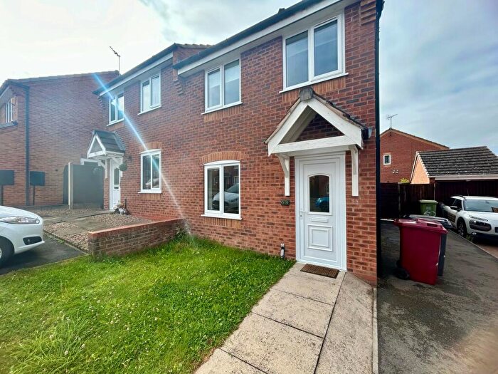 3 Bedroom House To Rent In Bracken Road, Shirebrook, NG20