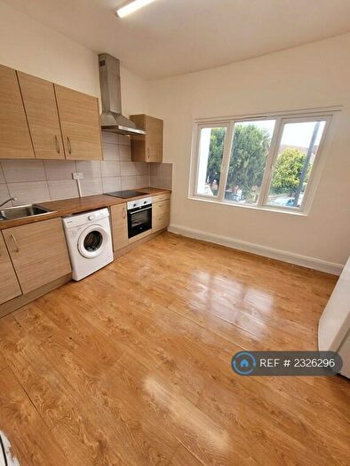 2 Bedroom Flat To Rent In Bury Street, London, N9
