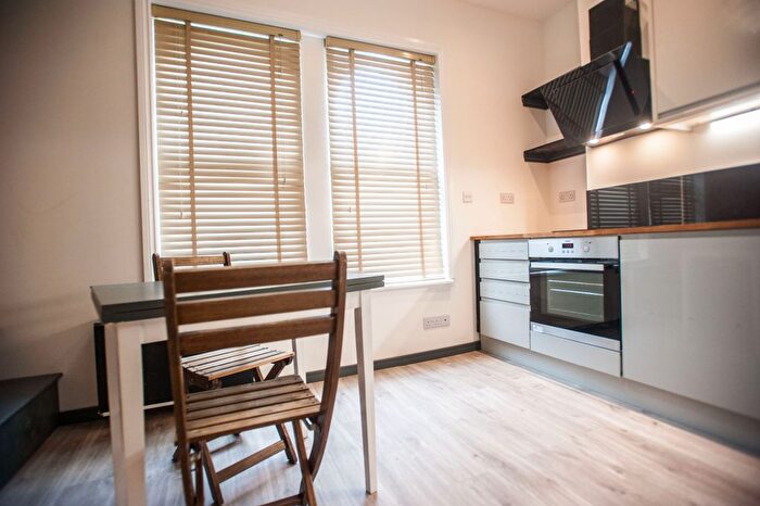 Studio To Rent In Egremont Place, Brighton, BN2