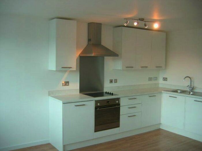 1 Bedroom Apartment To Rent In Marco Island, Huntingdon Street, NG1