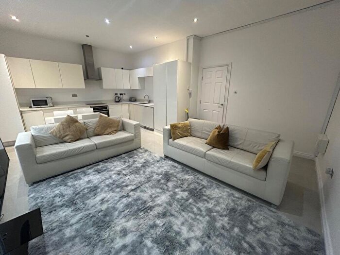 2 Bedroom Apartment To Rent In Stanmore Road, Birmingham., B16