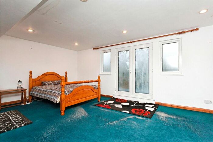 2 Bedroom Bungalow For Sale In Woodfield Road, Northgate, Crawley, West Sussex, RH10