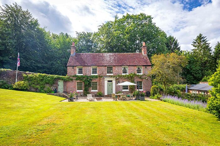 4 Bedroom Detached House For Sale In Milland Lane, Liphook, West Sussex, GU30