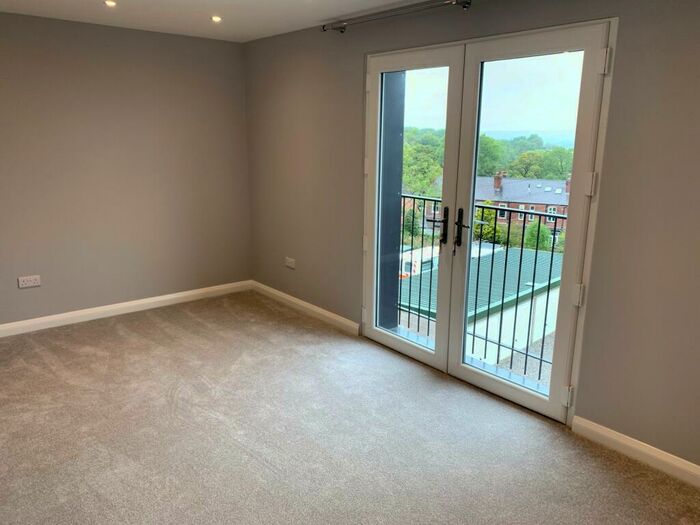 2 Bedroom Apartment To Rent In Buxton Road; Disley., SK12