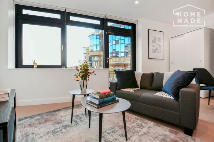 Studio To Rent In Vonder Skies, Brentford, TW8