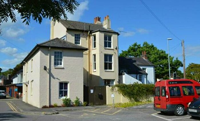 1 Bedroom Apartment For Sale In Leigh Road, Wimborne, BH21