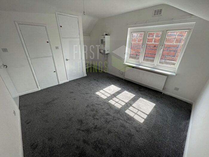 1 Bedroom Flat To Rent In St. Stephens Road, Highfields, LE2