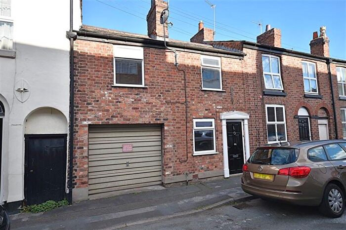 3 Bedroom Terraced House For Sale In Brock Street, Macclesfield, SK10