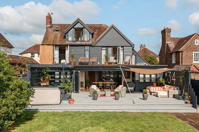 4 Bedroom Detached House For Sale In Cadborough Cliff, Rye, TN31