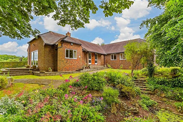 4 Bedroom Detached Bungalow For Sale In The Street, Detling, Maidstone, Kent, ME14