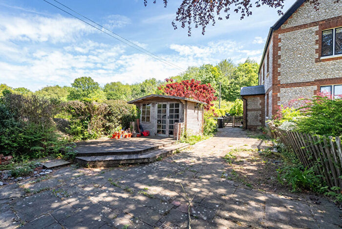 2 Bedroom Maisonette For Sale In Ranmore Common, Dorking, RH5