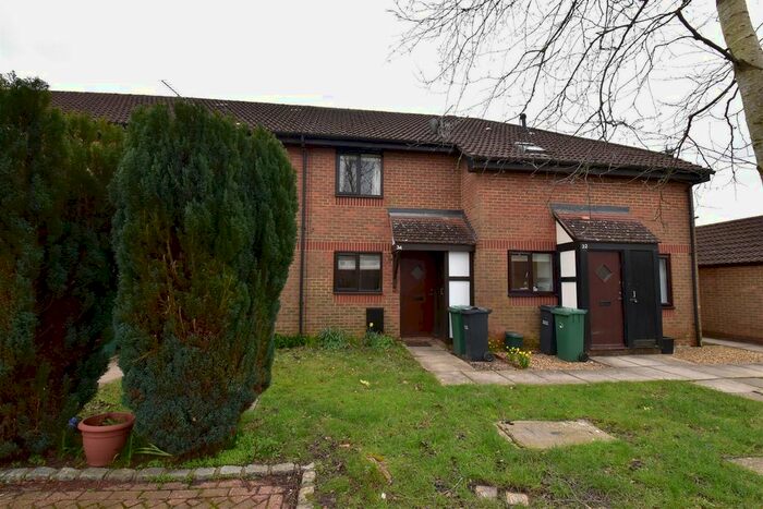 2 Bedroom Terraced House To Rent In Copse Lane, Horley, RH6