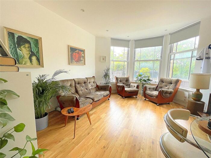 2 Bedroom Apartment To Rent In Coronation Road, Southville, Bristol, BS3
