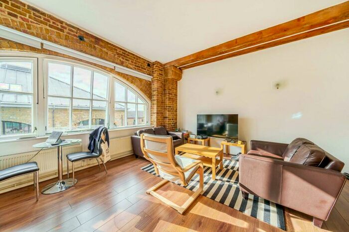 Studio To Rent In Plate House, Isle Of Dogs, London, E14