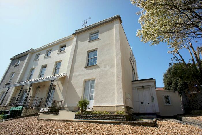 1 Bedroom Flat To Rent In Cheltenham Road, Bristol, BS6