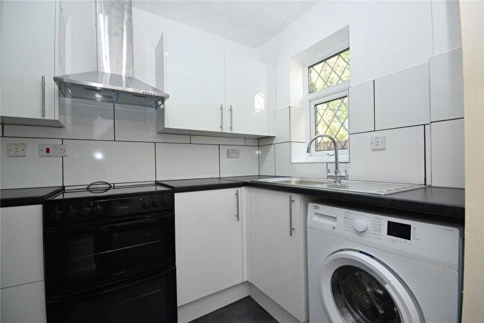 1 Bedroom Town House To Rent In Owl Ridge, Morley, Leeds, West Yorkshire, LS27