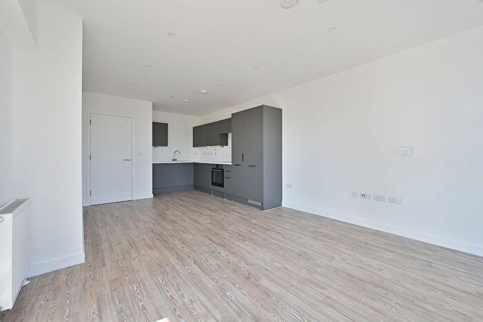 1 Bedroom Flat For Sale In Masons Avenue, Harrow, Wealdstone, HA3