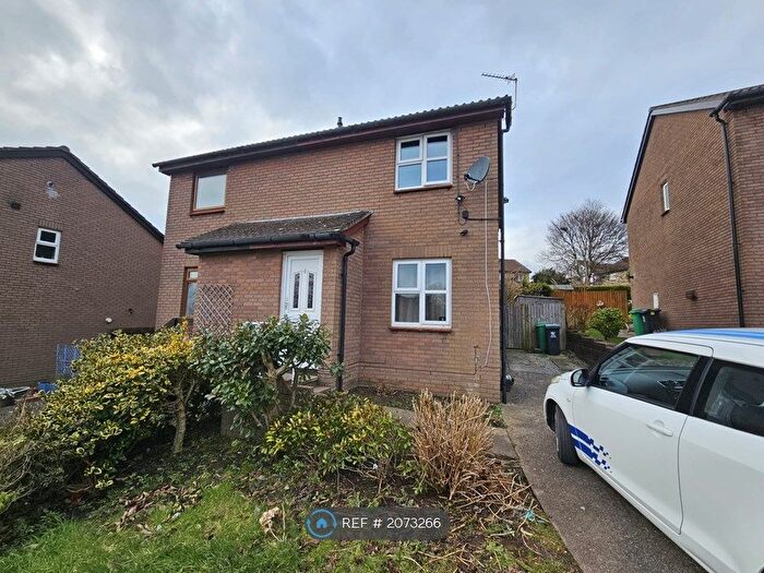 2 Bedroom Semi-Detached House To Rent In Geraint Close, Thornhill, Cardiff, CF14