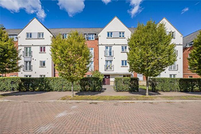 1 Bedroom Flat To Rent In Academy Place, Isleworth, TW7