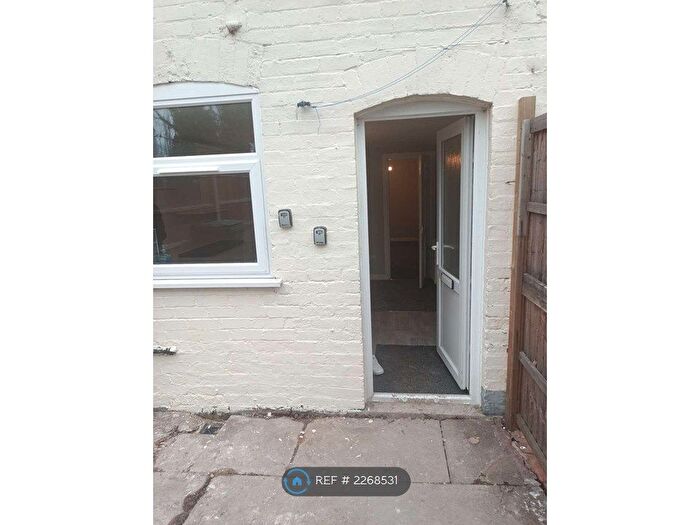 1 Bedroom Flat To Rent In Station Road, Ilkeston, DE7