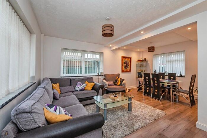 3 Bedroom Detached House For Sale In Southtown Road, Great Yarmouth, NR31