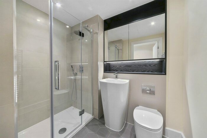 1 Bedroom Flat To Rent In Ruckholt Road, London, E10