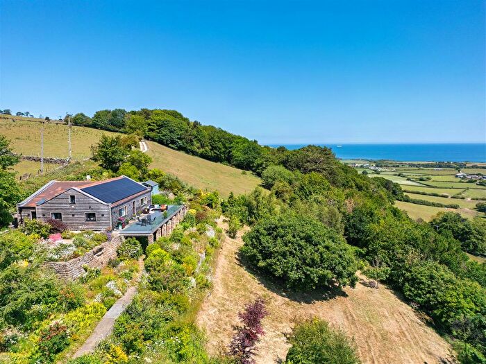 2 Bedroom Detached Bungalow For Sale In Fylingdales, Whitby, YO22