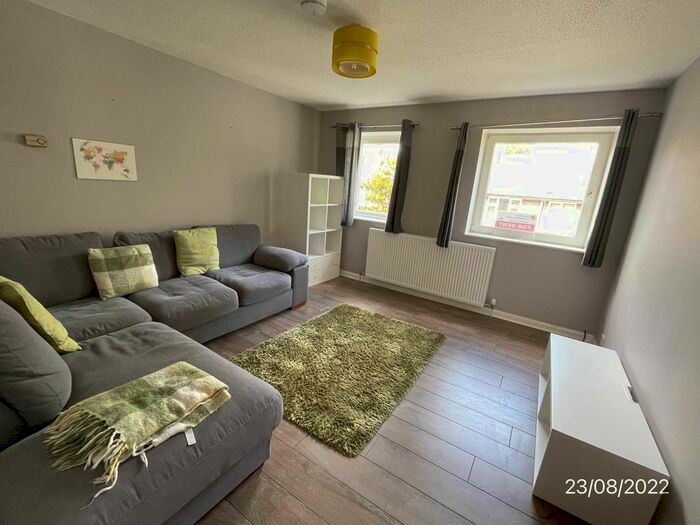 2 Bedroom Flat To Rent In Great Western Road, Pitstruan House, Flat, Aberdeen, AB10