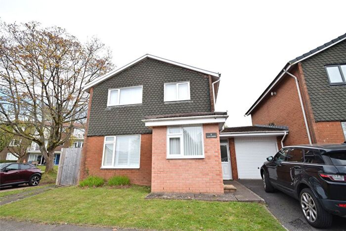 3 Bedroom Detached House For Sale In Llwyn Onn, Croesyceiliog, Cwmbran, Torfaen, NP44