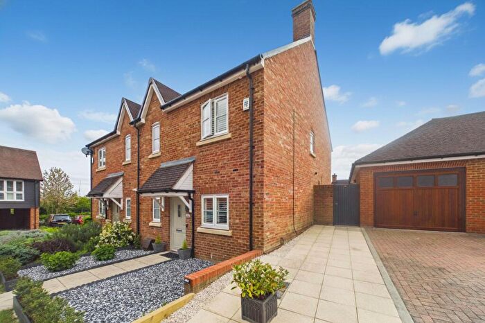 3 Bedroom Semi-Detached House For Sale In Poppy Corner, Warfield, Berkshire, RG42