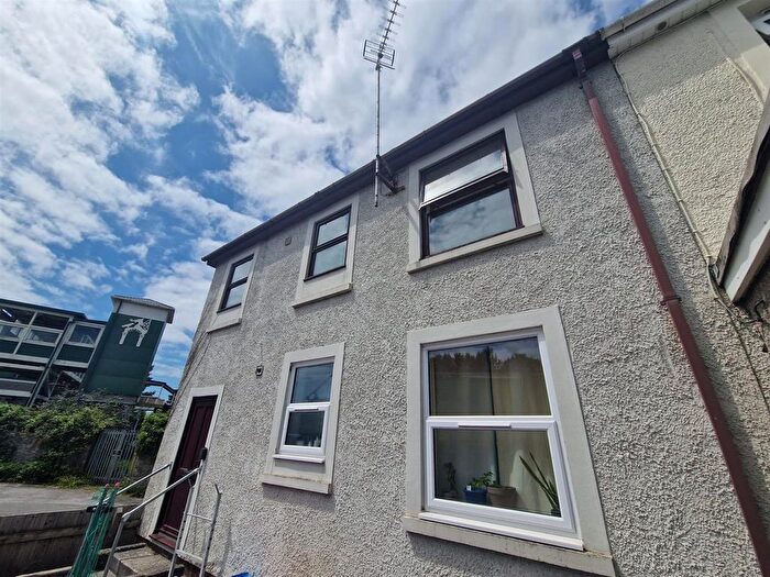 1 Bedroom Flat To Rent In Ogmore Terrace, Bridgend, CF31