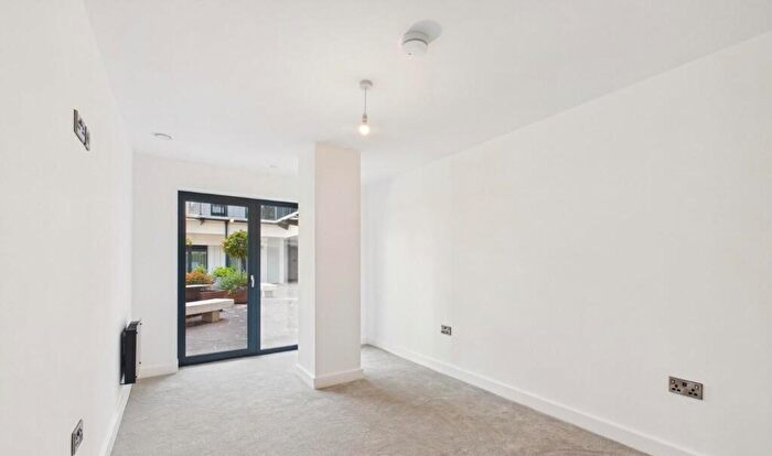 1 Bedroom Flat For Sale In Fountain Court, , Birmingham, B4 - Photo 5