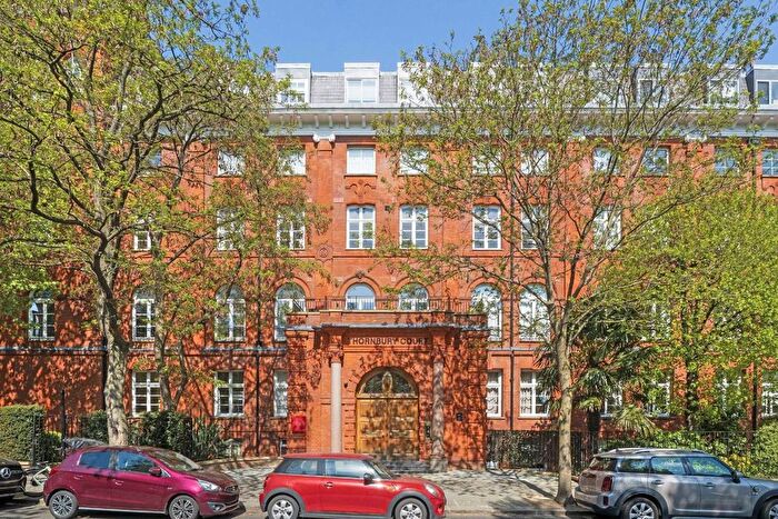 1 Bedroom Flat For Sale In Chepstow Villas, Notting Hill, W11