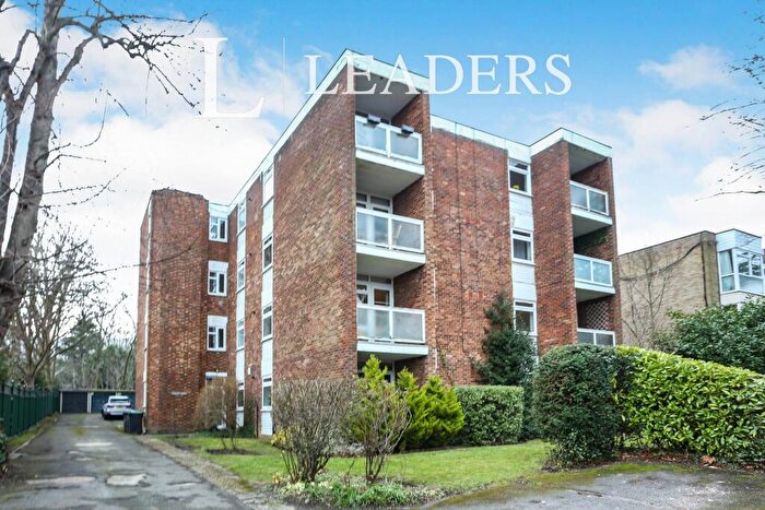 2 Bedroom Flat To Rent In Albemarle Road, Beckenham, BR3