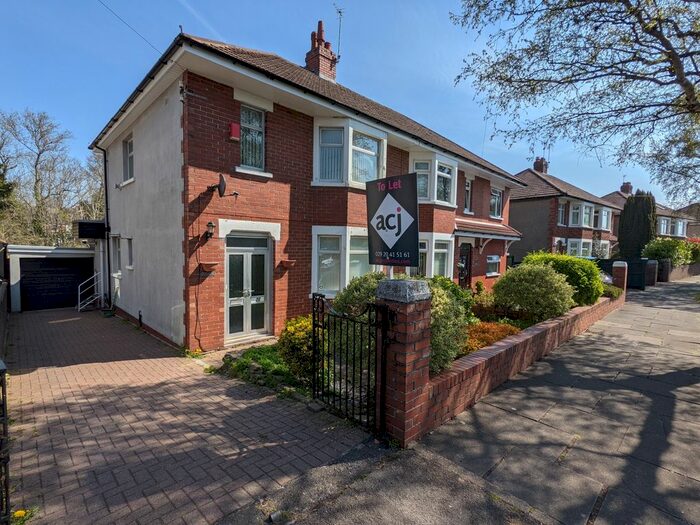 3 Bedroom Semi-Detached House To Rent In Fairfield Road, Penarth, CF64