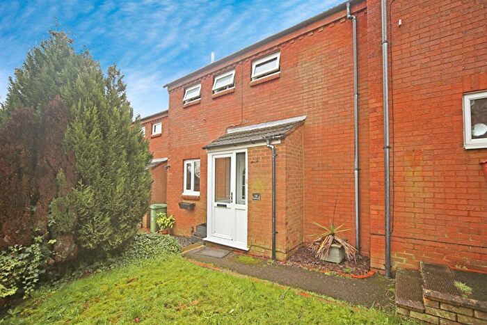 2 Bedroom Terraced House For Sale In Paddock Lane, Redditch, B98