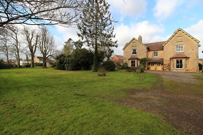 5 Bedroom Semi-Detached House To Rent In The Green, Stotfold, Hitchin, SG5