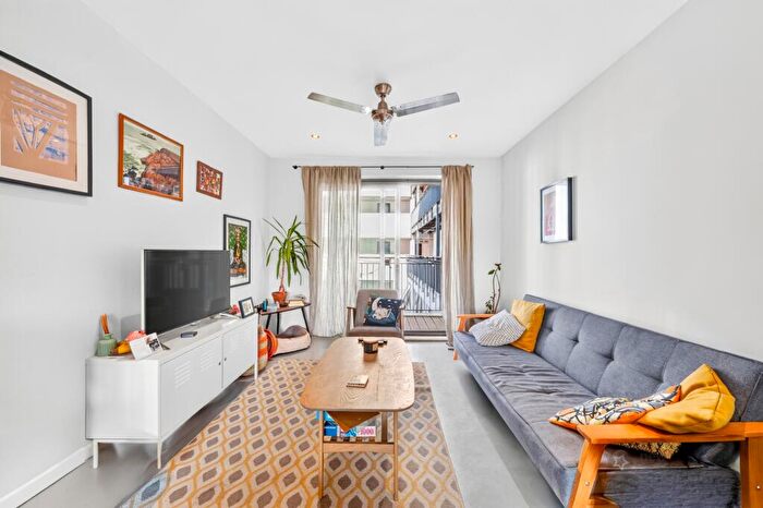 1 Bedroom Flat To Rent In Haggerston Studios, Kingsland Road, Haggerston, E8