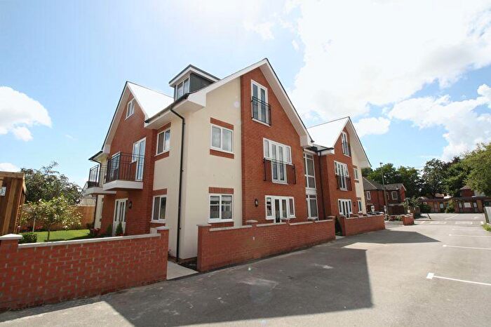 2 Bedroom Ground Maisonette For Sale In Alma Road, Romsey, SO51